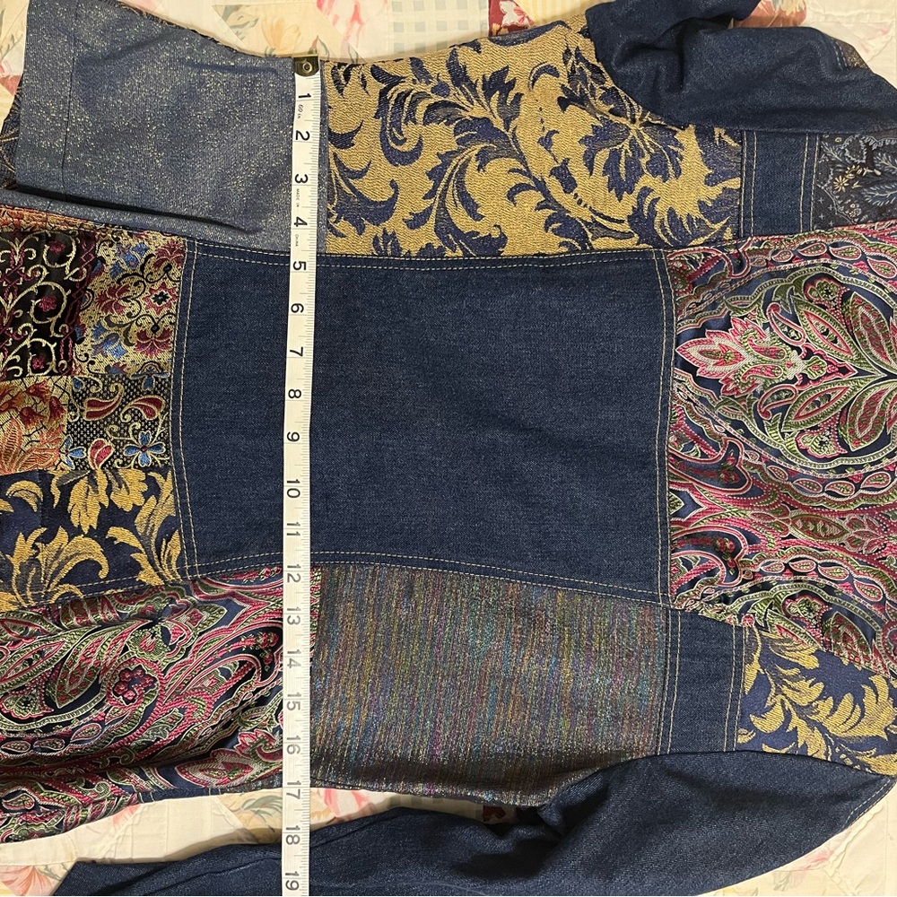Elegant Multicolor Patchwork Denim Blazer - Picture 8 of 9